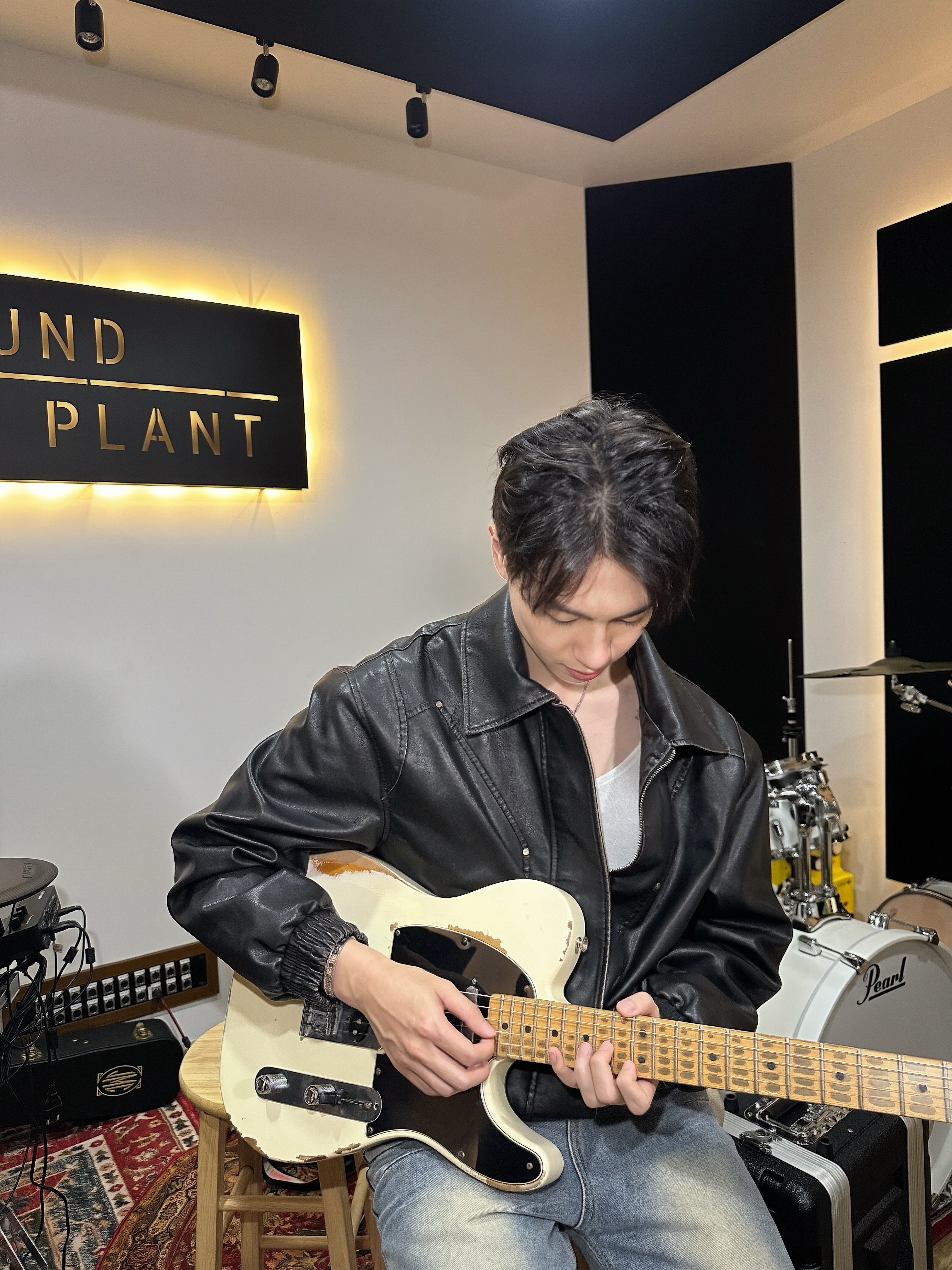 กัน - ณภัทร ณ ระนอง