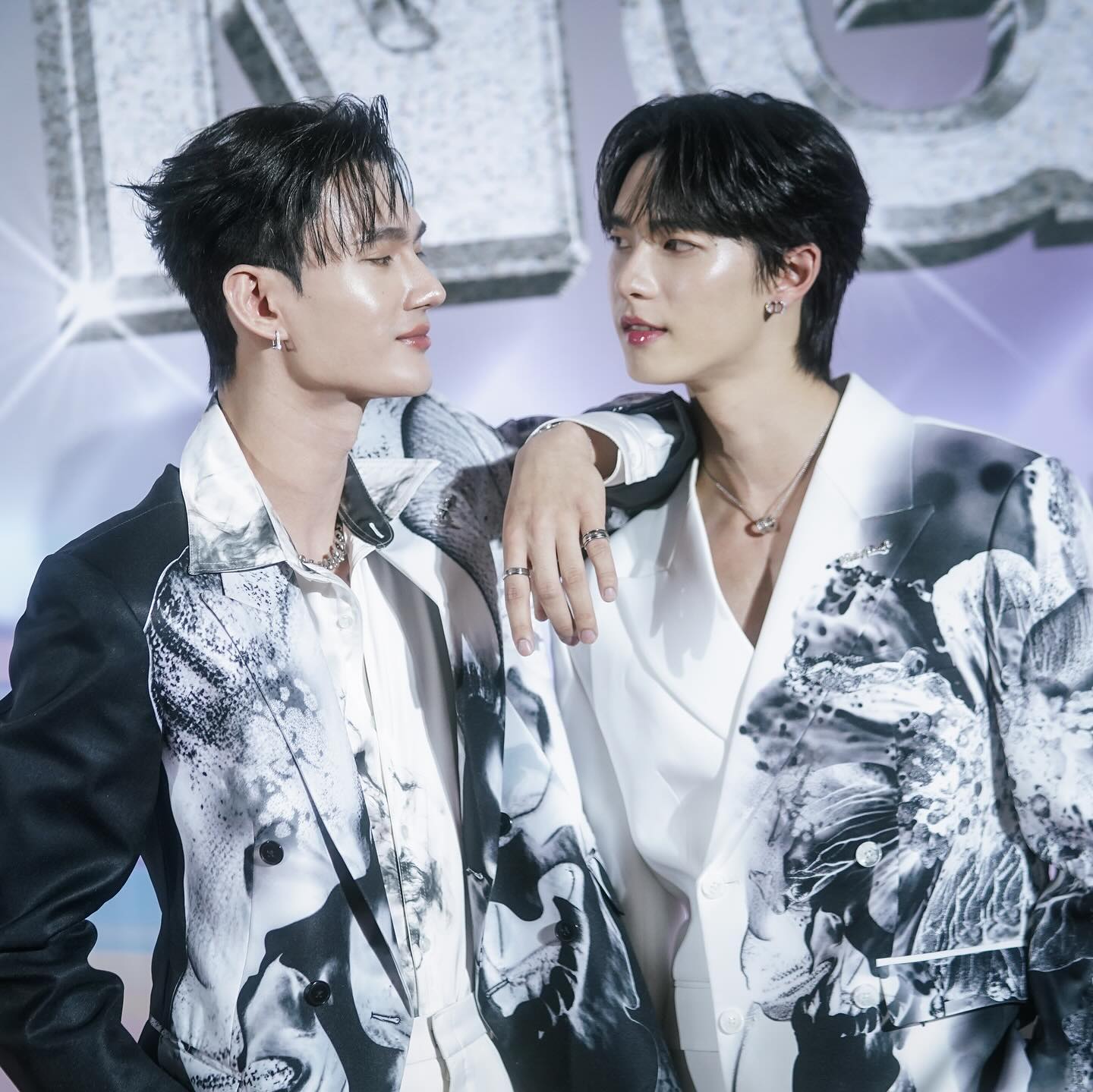 พูห์ - กฤติน กิจจารุวรรณกุล