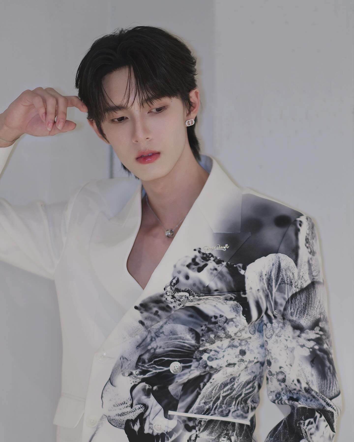 พูห์ - กฤติน กิจจารุวรรณกุล