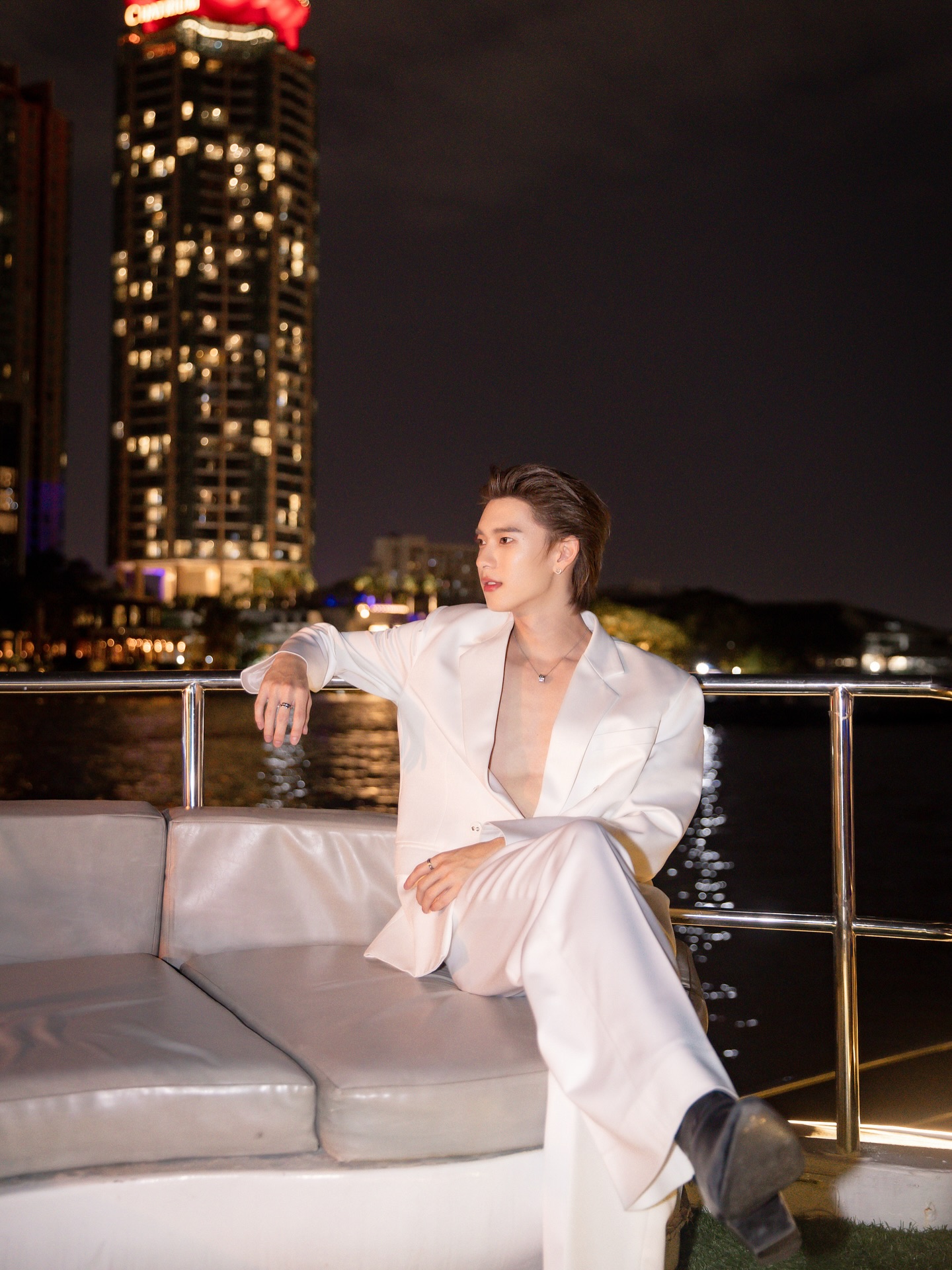 พูห์ - กฤติน กิจจารุวรรณกุล