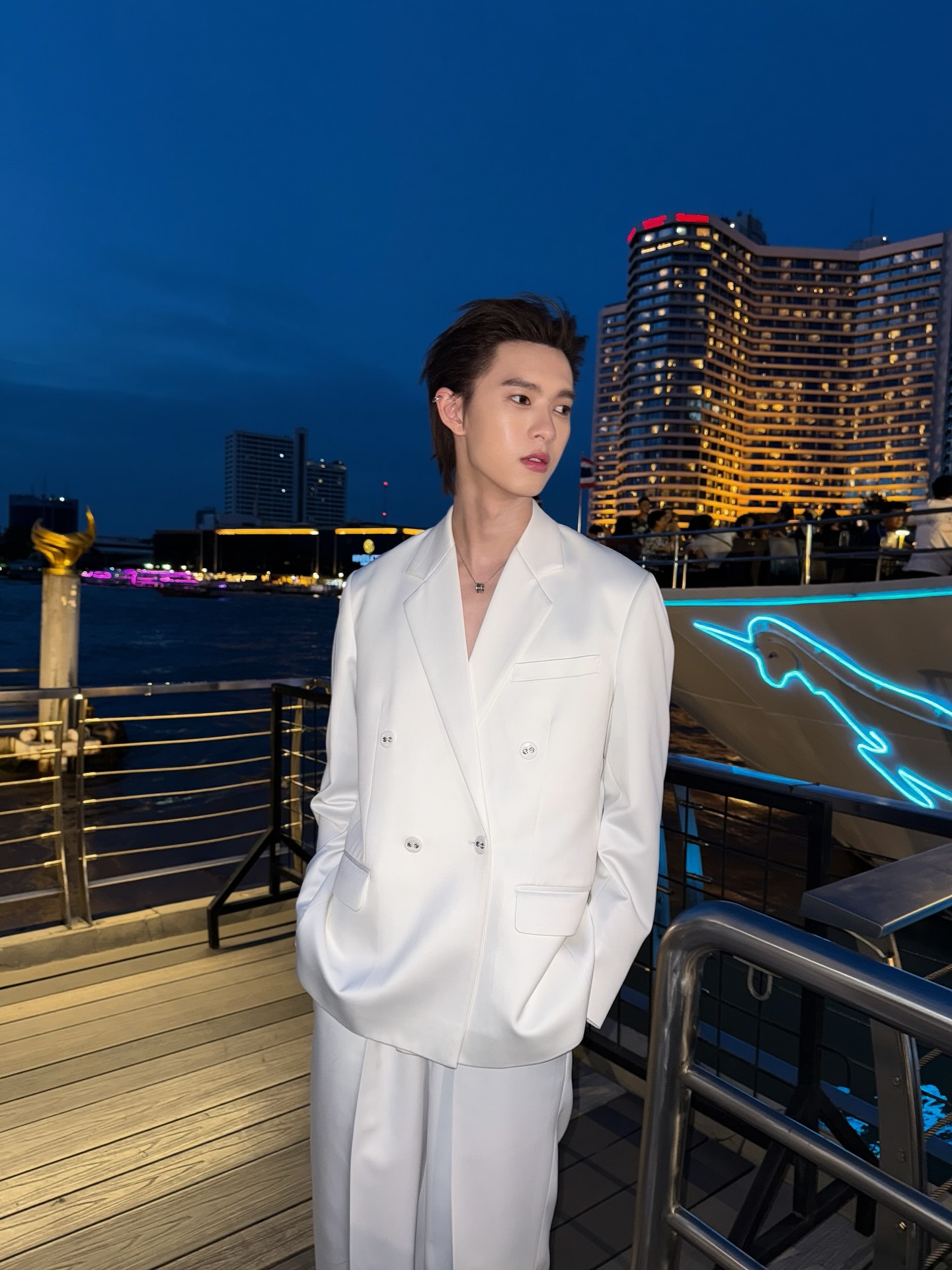 พูห์ - กฤติน กิจจารุวรรณกุล