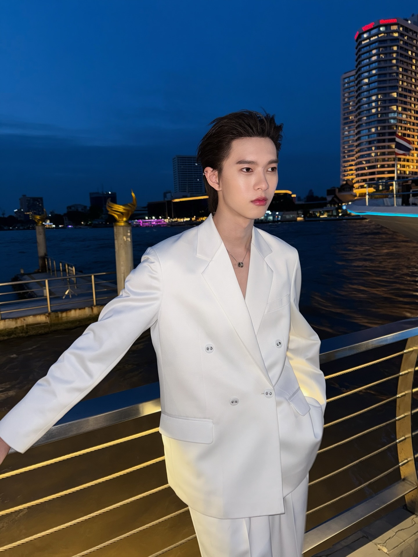พูห์ - กฤติน กิจจารุวรรณกุล