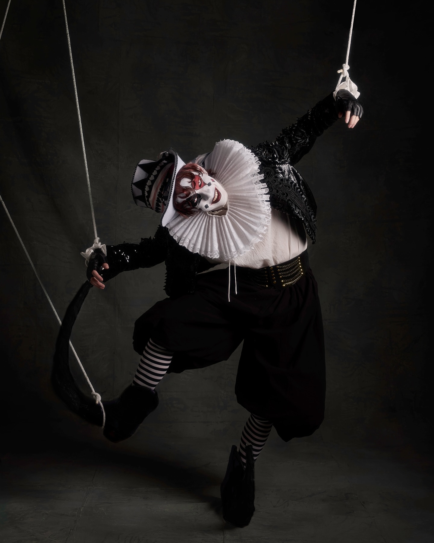 พูห์ - กฤติน กิจจารุวรรณกุล