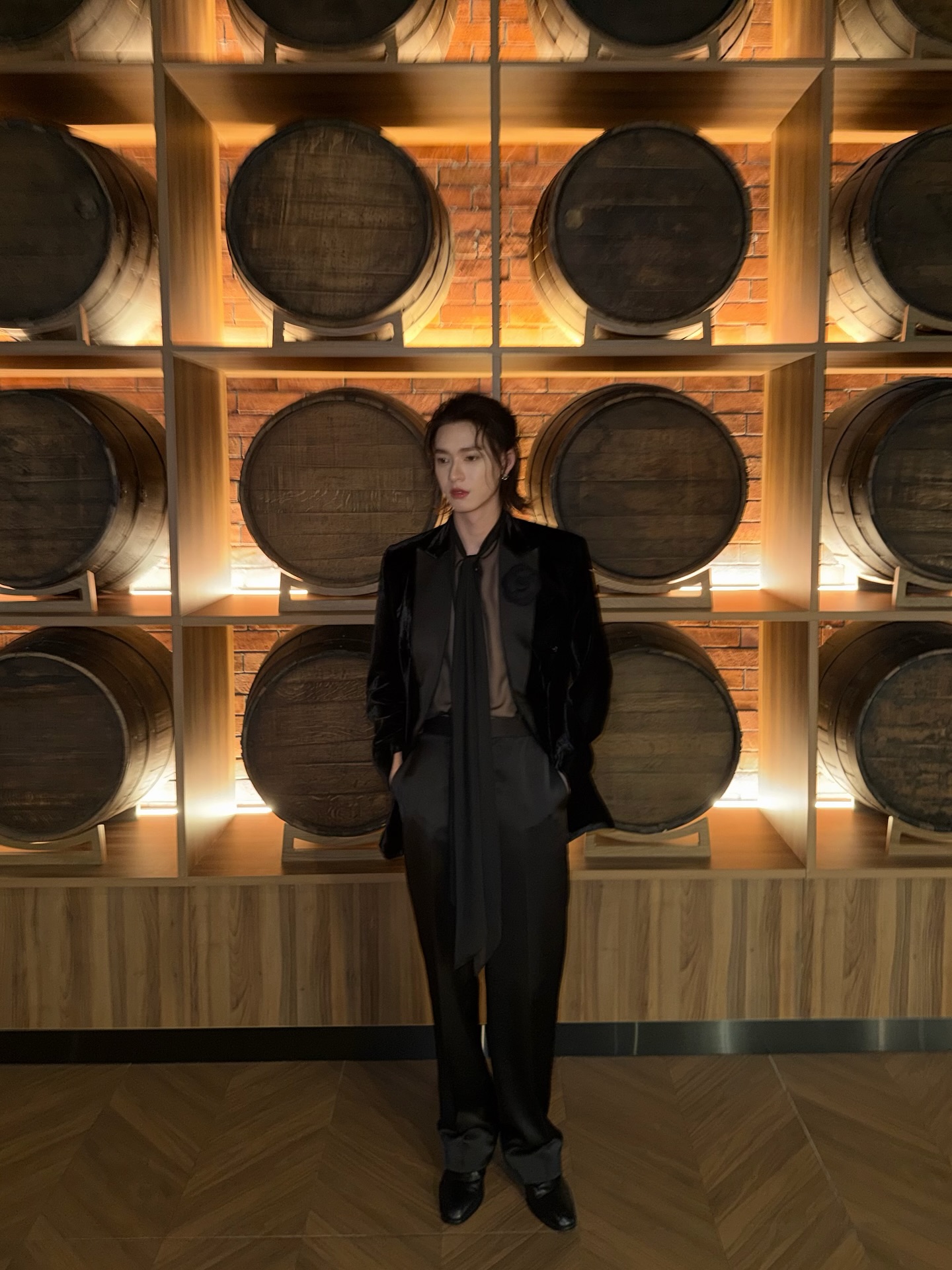 พูห์ - กฤติน กิจจารุวรรณกุล