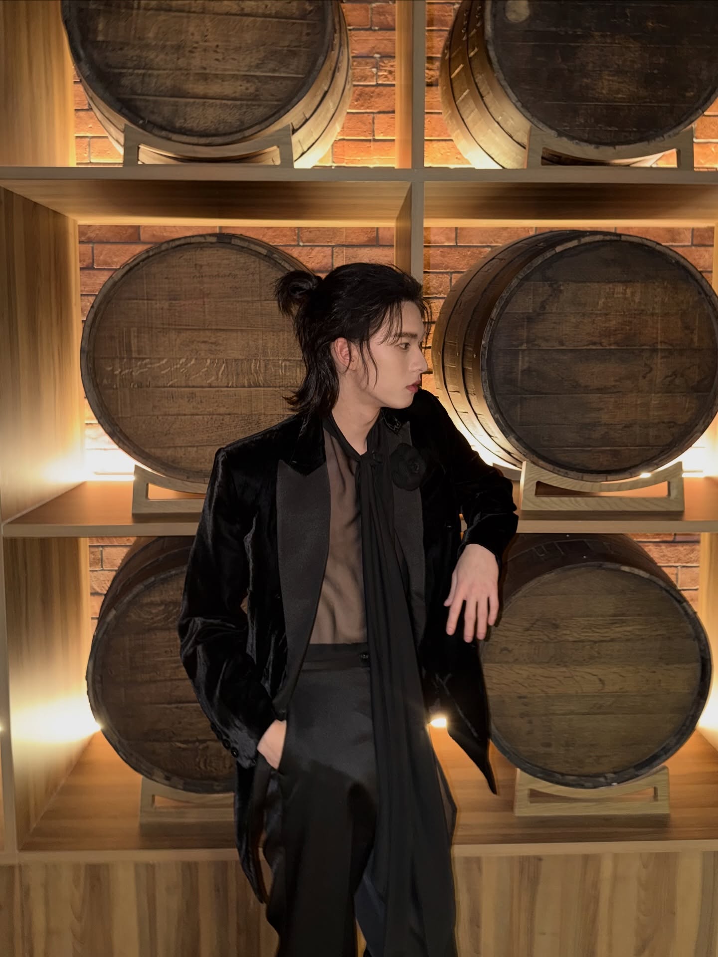 พูห์ - กฤติน กิจจารุวรรณกุล