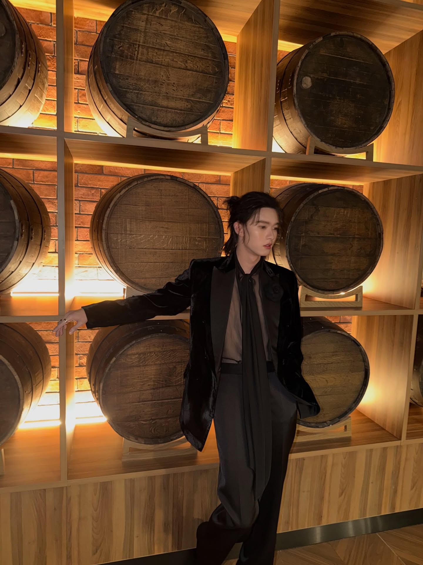 พูห์ - กฤติน กิจจารุวรรณกุล