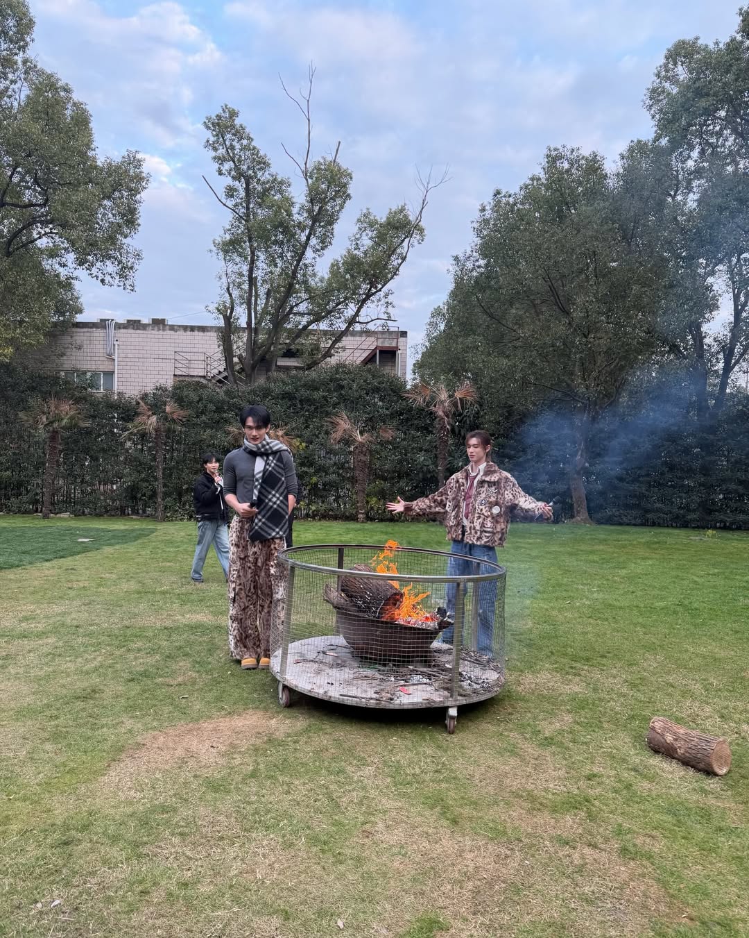 พูห์ - กฤติน กิจจารุวรรณกุล