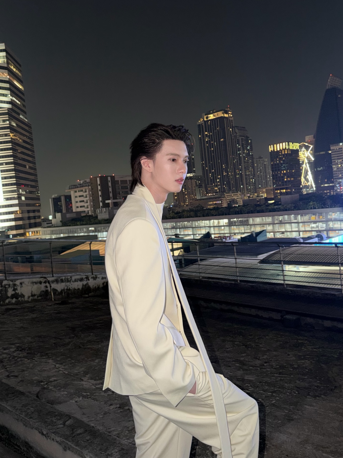 พูห์ - กฤติน กิจจารุวรรณกุล