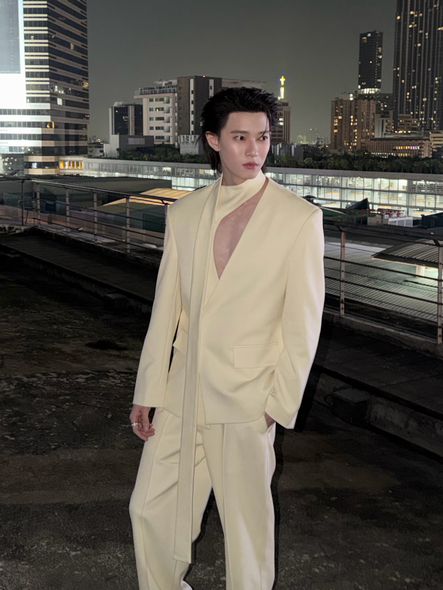 พูห์ - กฤติน กิจจารุวรรณกุล