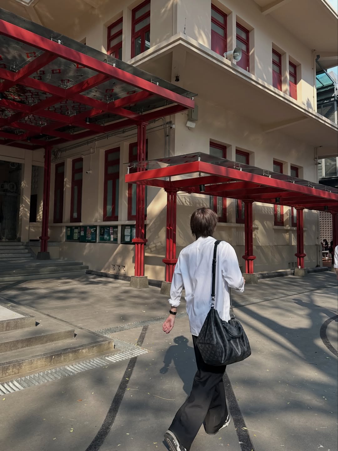 พูห์ - กฤติน กิจจารุวรรณกุล