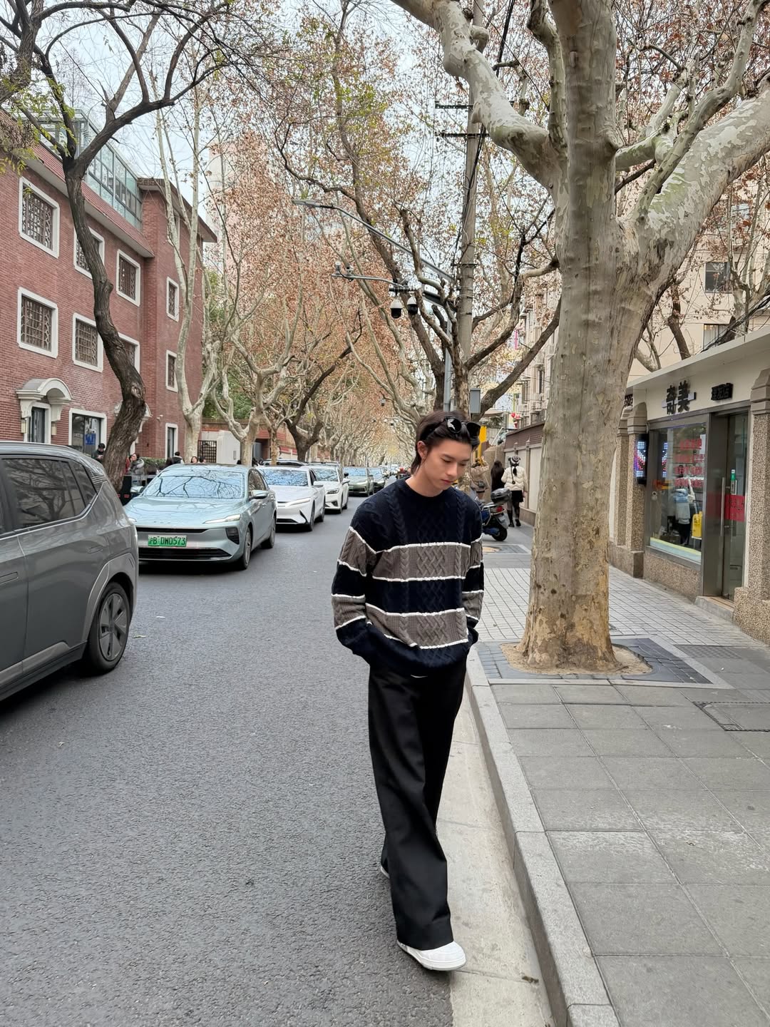 พูห์ - กฤติน กิจจารุวรรณกุล