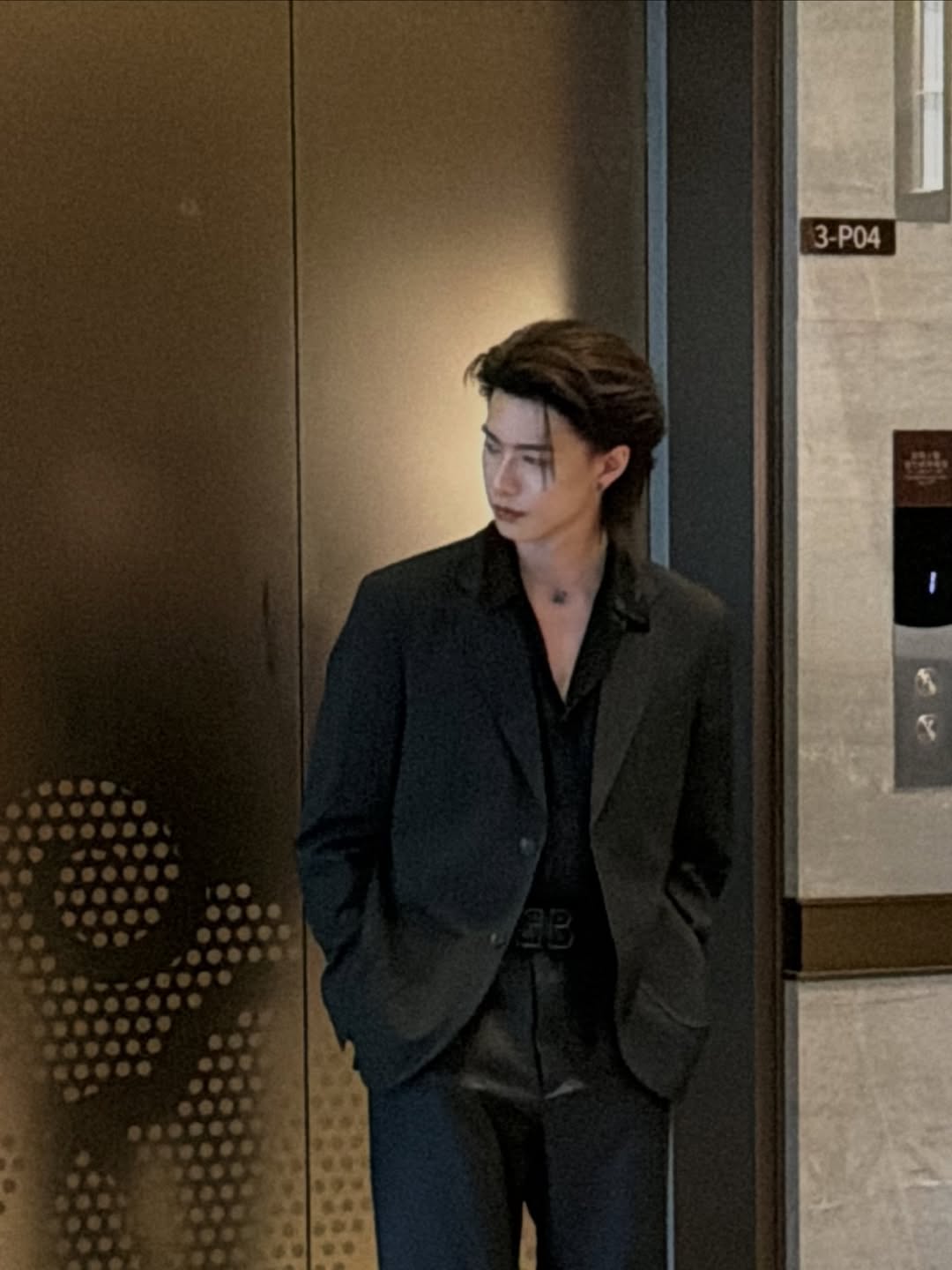 พูห์ - กฤติน กิจจารุวรรณกุล