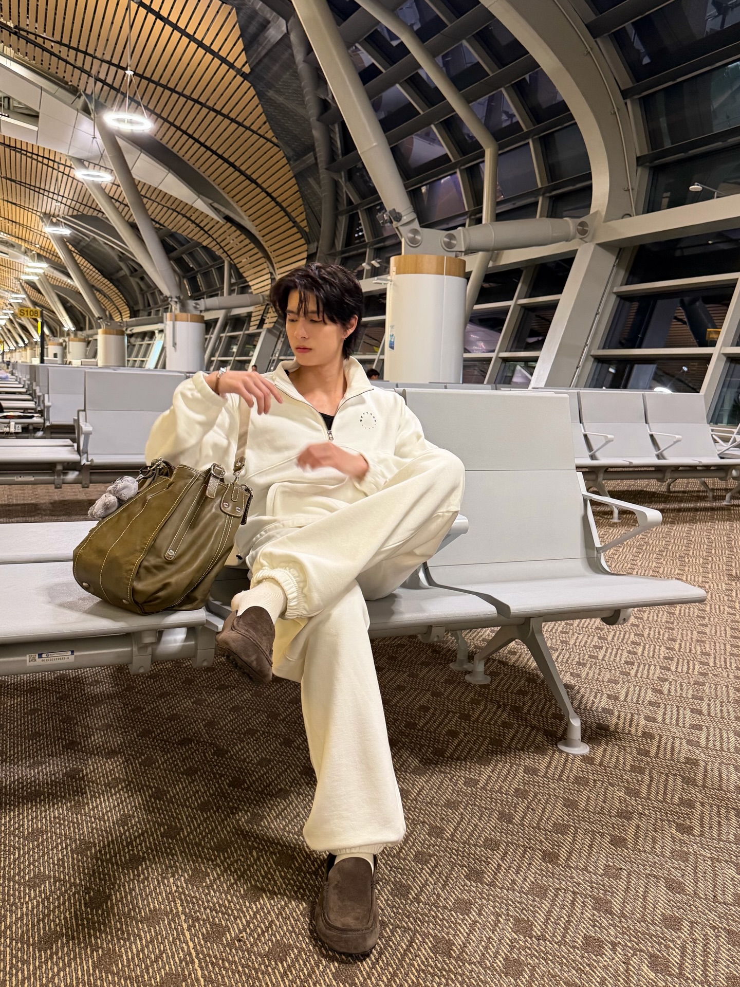 พูห์ - กฤติน กิจจารุวรรณกุล