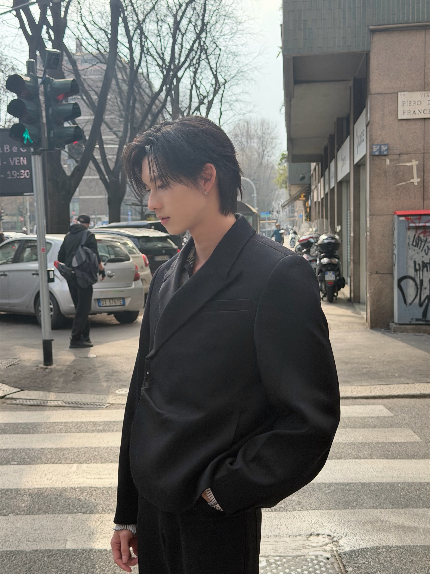 พูห์ - กฤติน กิจจารุวรรณกุล