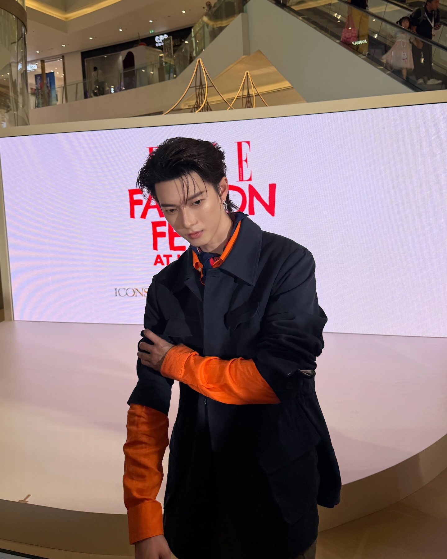 พูห์ - กฤติน กิจจารุวรรณกุล