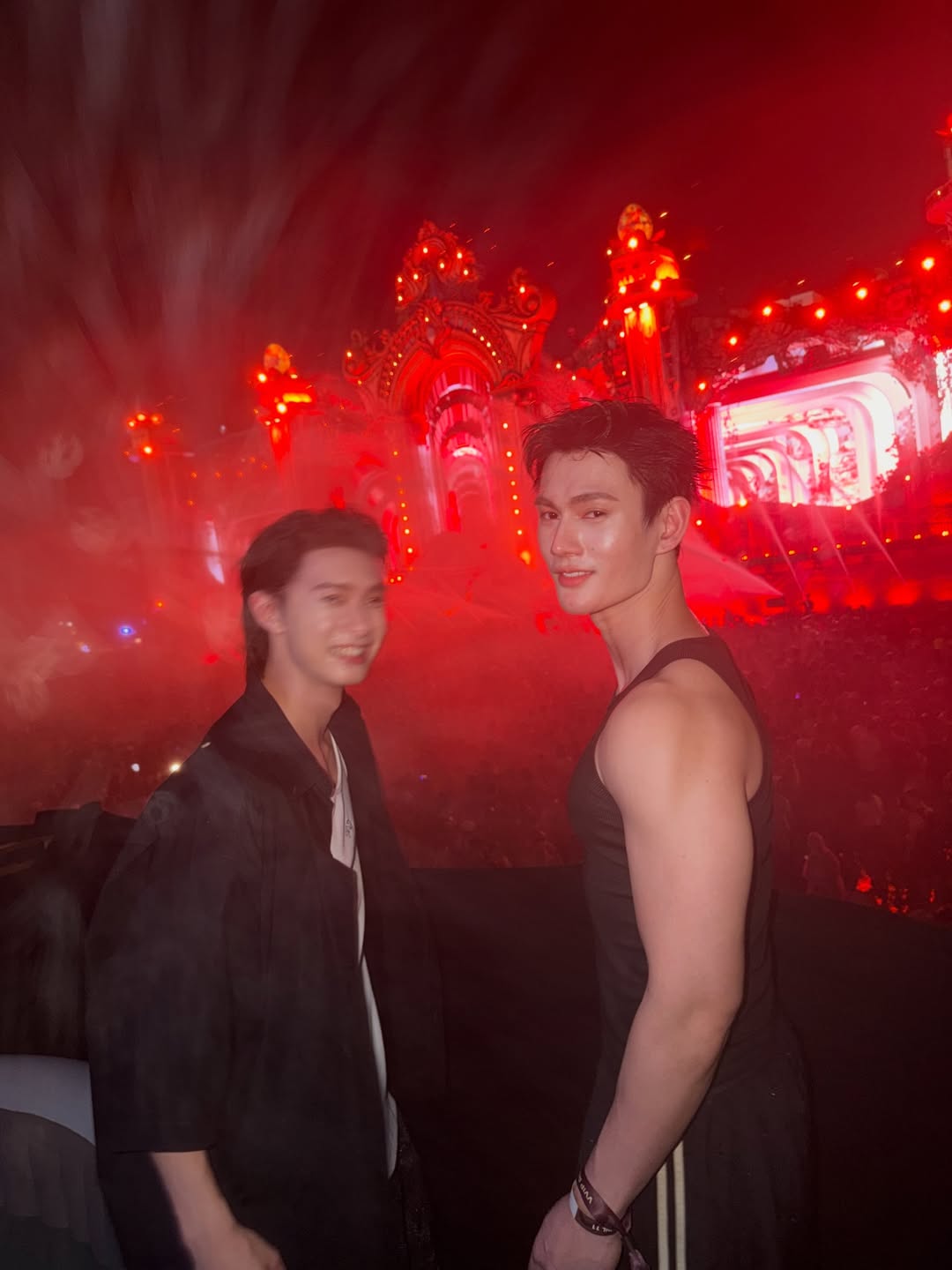 พูห์ - กฤติน กิจจารุวรรณกุล