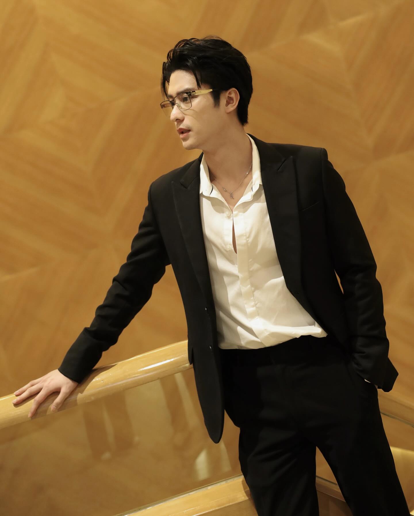 ออกัส - วชิรวิชญ์ ไพศาลกุลวงศ์