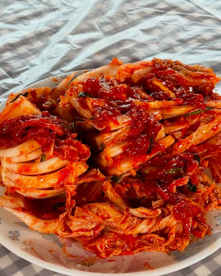 คุณ - นิชคุณ หรเวชกุล