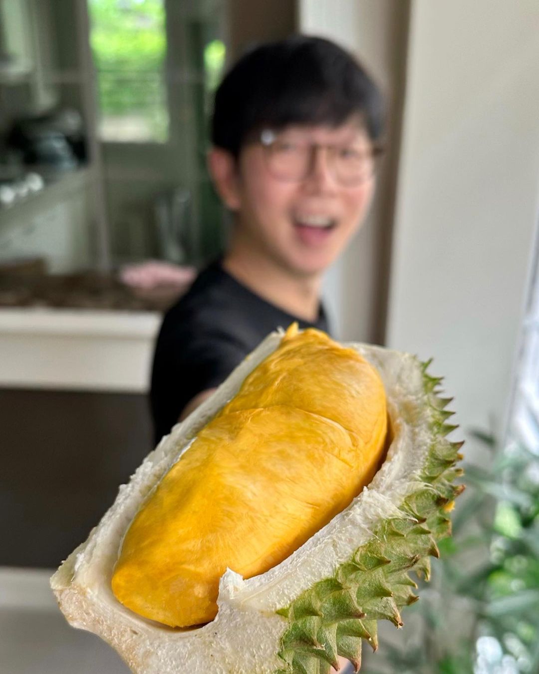 เป้ - วิศวะ กิจตันขจร