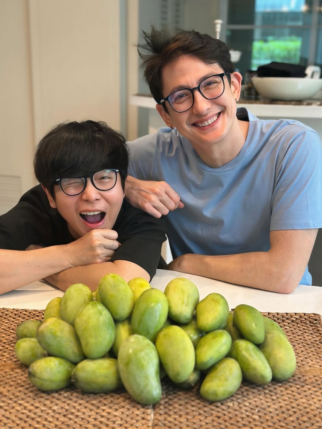 เป้ - วิศวะ กิจตันขจร