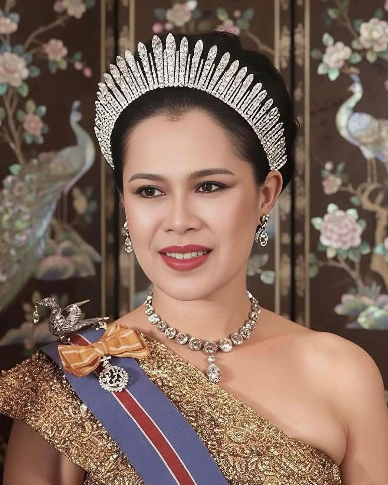 เป้ - วิศวะ กิจตันขจร