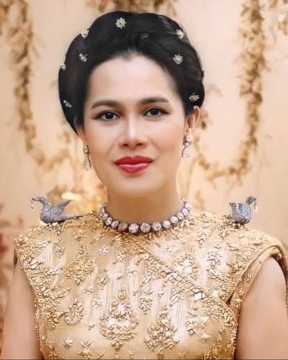 เป้ - วิศวะ กิจตันขจร