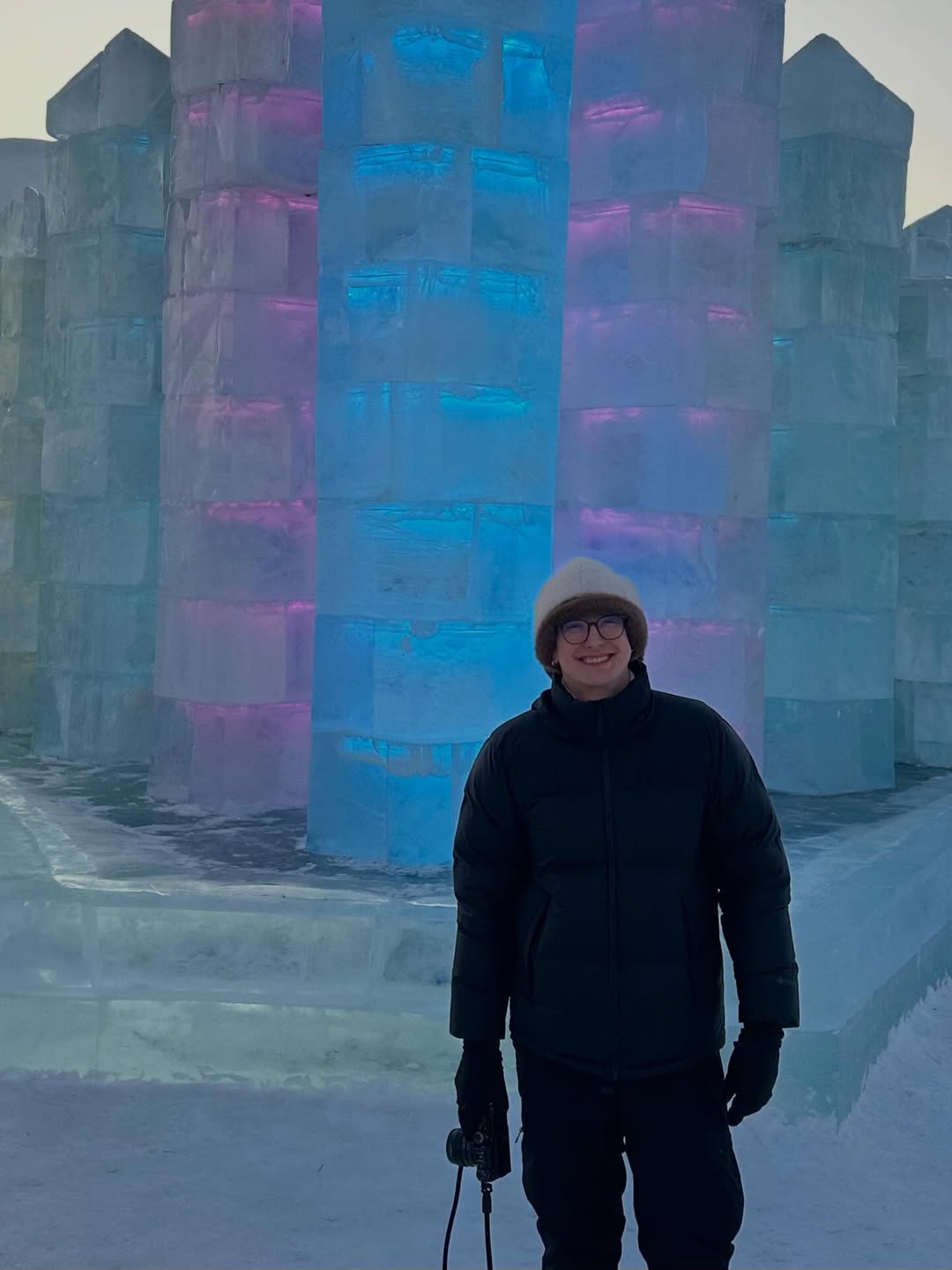 เป้ - วิศวะ กิจตันขจร