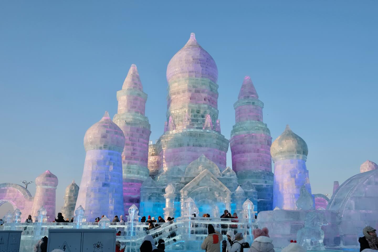 เป้ - วิศวะ กิจตันขจร