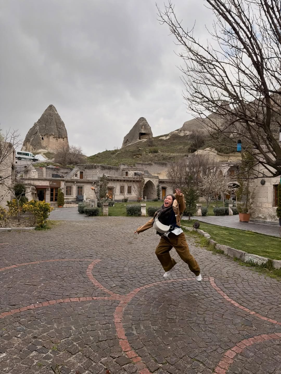 เป้ - วิศวะ กิจตันขจร