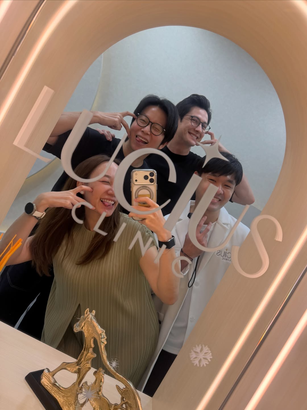 เป้ - วิศวะ กิจตันขจร