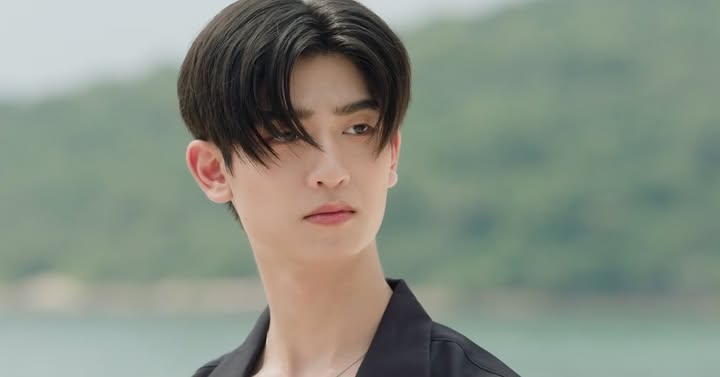 โทมัส - ธีร์ทัศน์ จึงมณีรัตน์