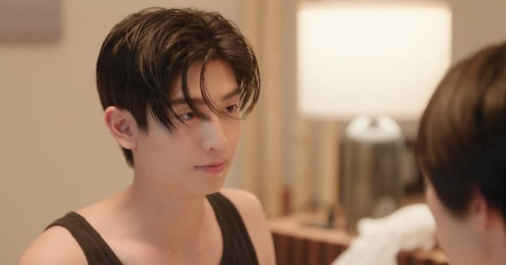 โทมัส - ธีร์ทัศน์ จึงมณีรัตน์