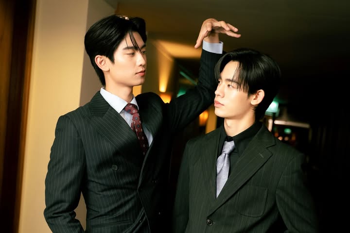 โทมัส - ธีร์ทัศน์ จึงมณีรัตน์