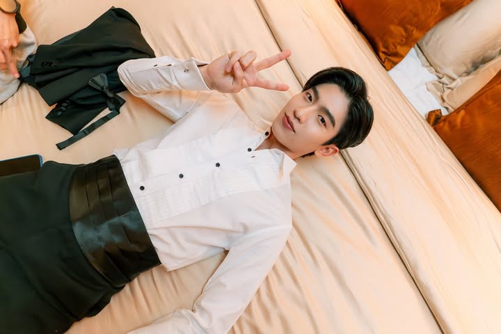 โทมัส - ธีร์ทัศน์ จึงมณีรัตน์