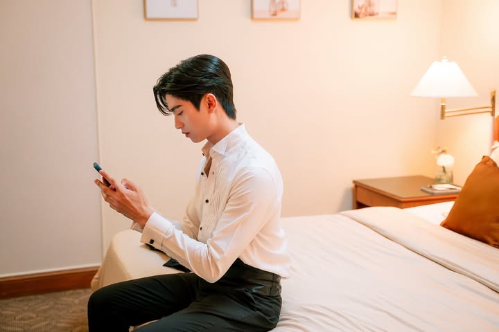 โทมัส - ธีร์ทัศน์ จึงมณีรัตน์