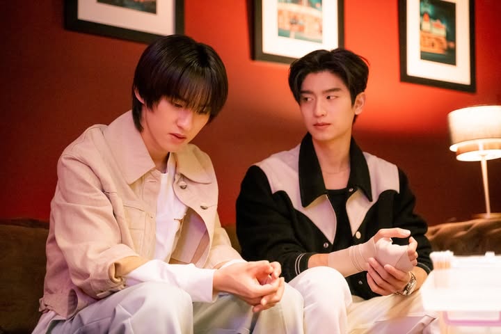โทมัส - ธีร์ทัศน์ จึงมณีรัตน์