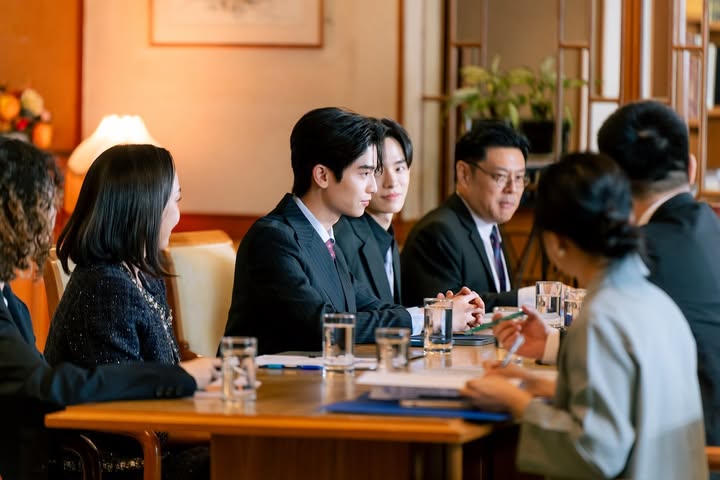 โทมัส - ธีร์ทัศน์ จึงมณีรัตน์