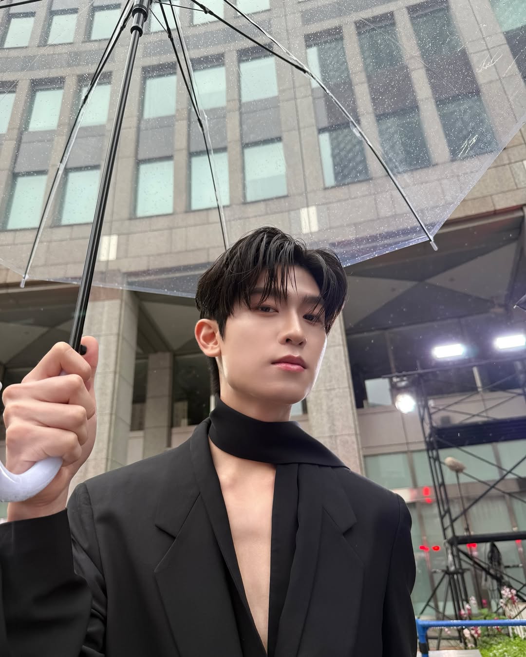 โทมัส - ธีร์ทัศน์ จึงมณีรัตน์