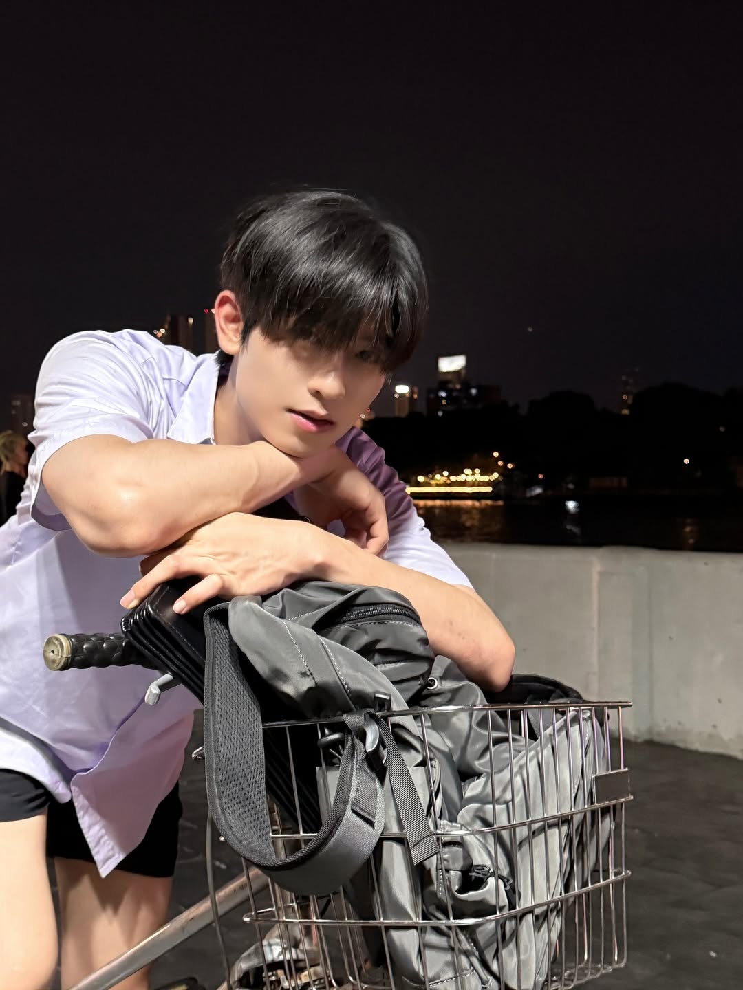โทมัส - ธีร์ทัศน์ จึงมณีรัตน์