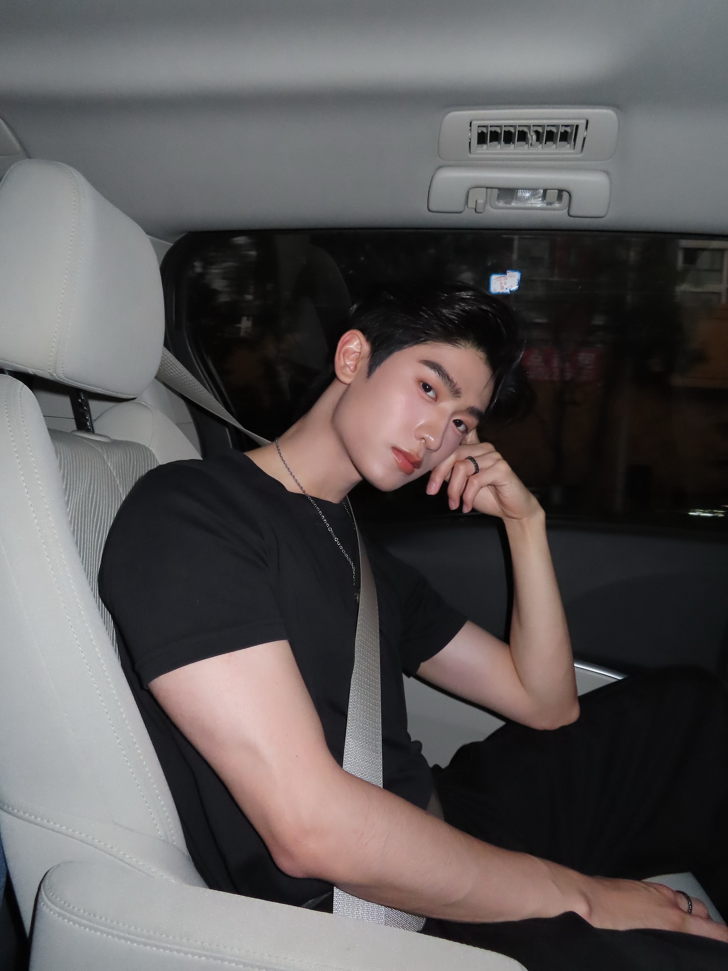 โทมัส - ธีร์ทัศน์ จึงมณีรัตน์