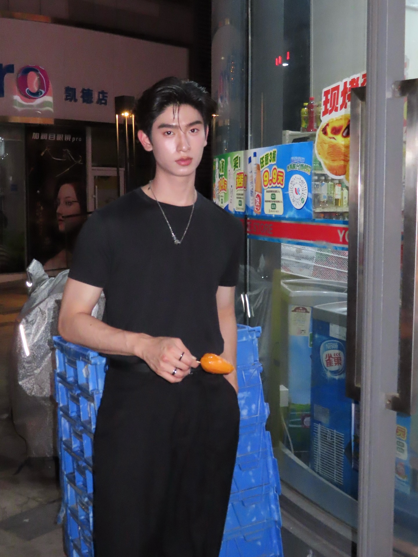 โทมัส - ธีร์ทัศน์ จึงมณีรัตน์