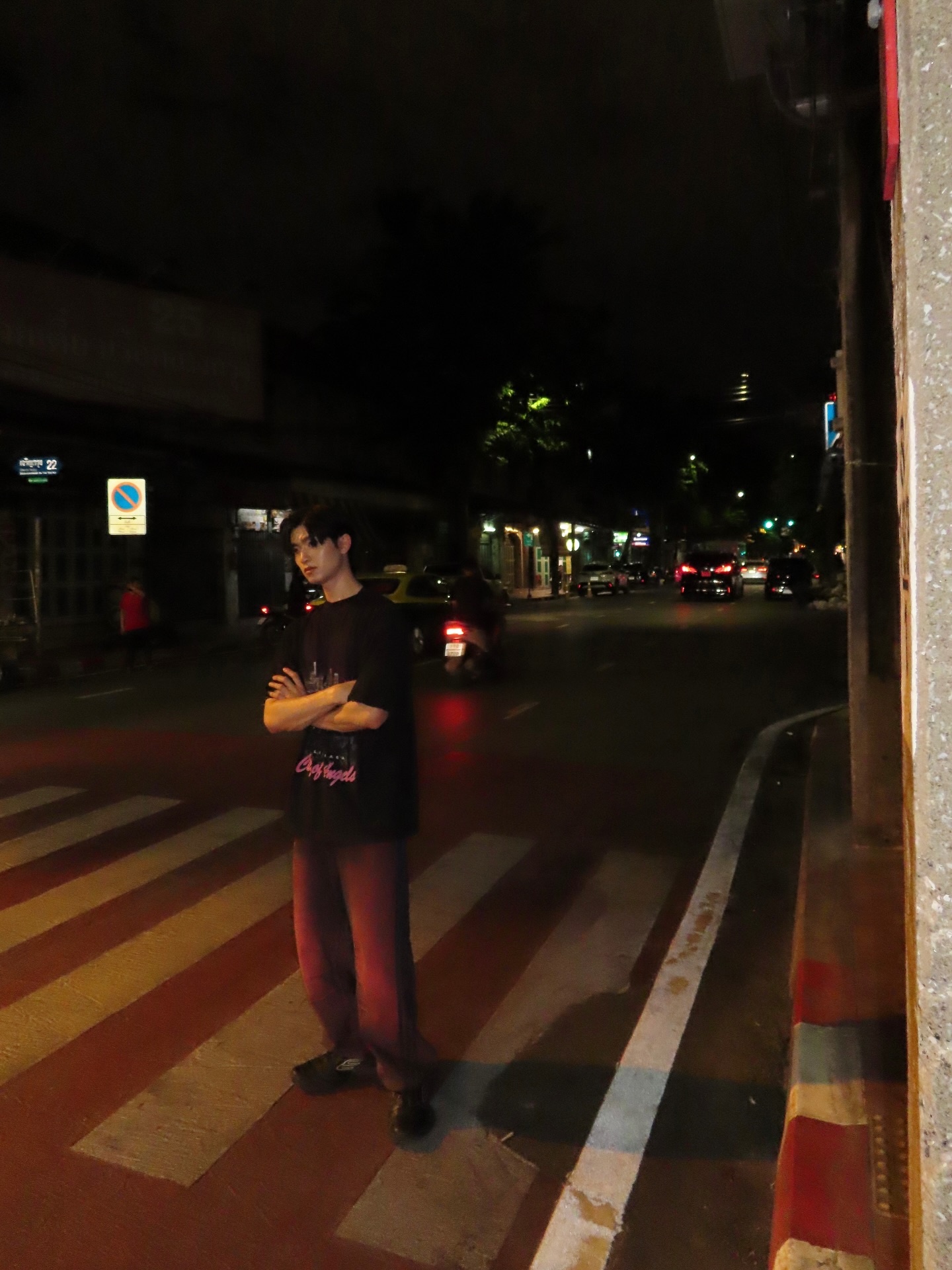 โทมัส - ธีร์ทัศน์ จึงมณีรัตน์