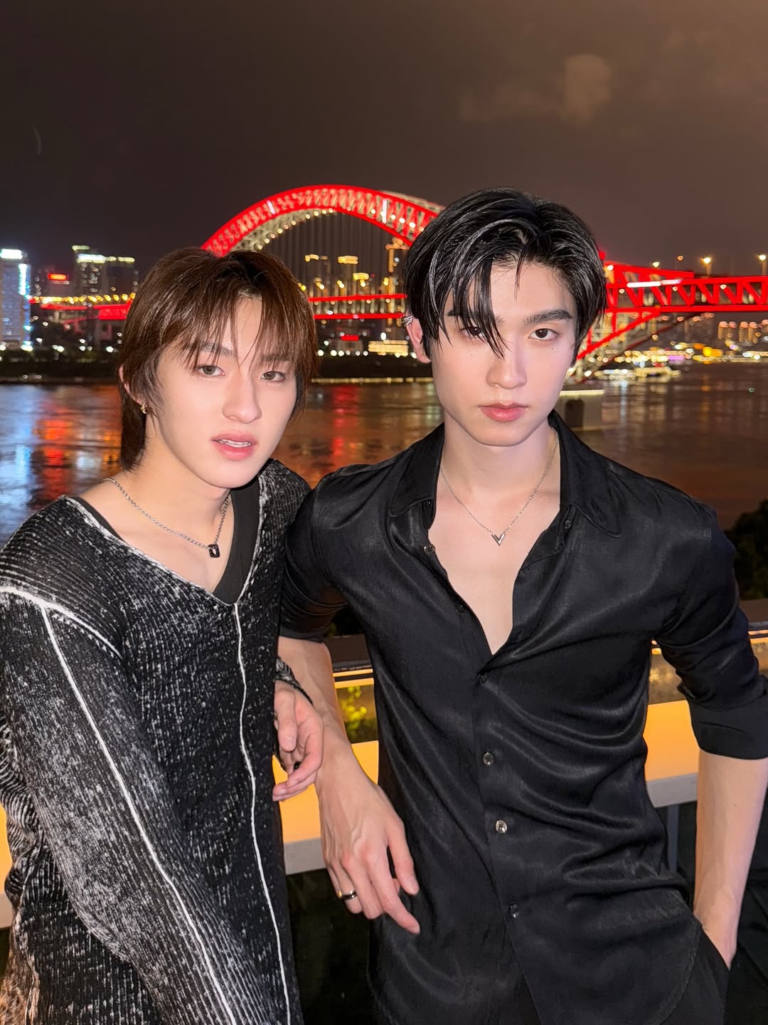 โทมัส - ธีร์ทัศน์ จึงมณีรัตน์