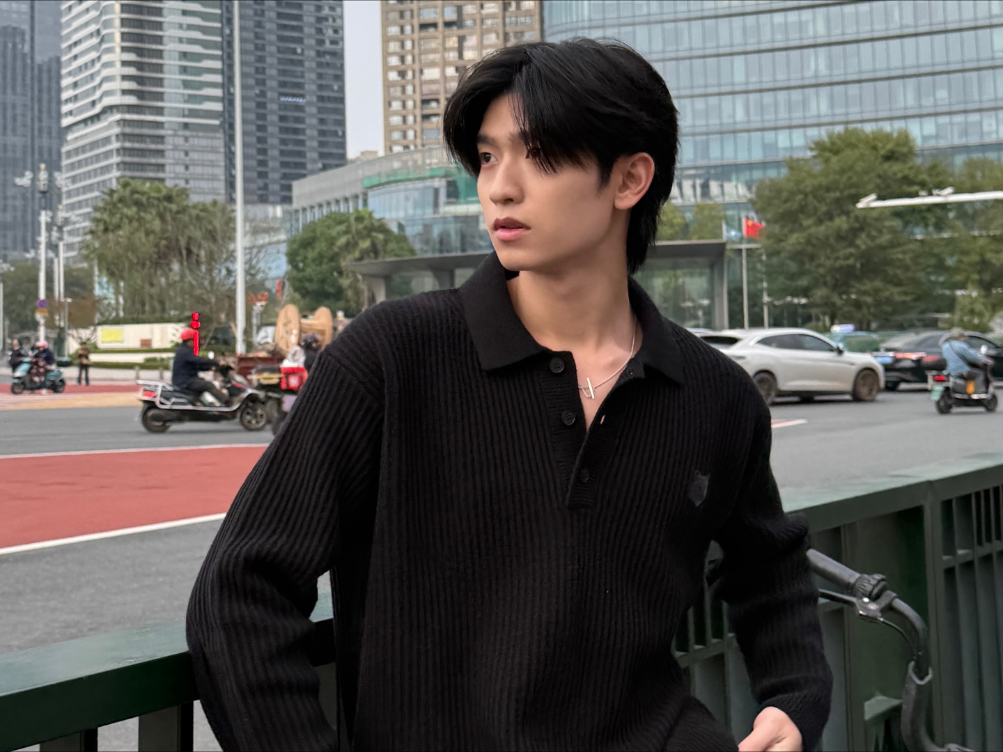 โทมัส - ธีร์ทัศน์ จึงมณีรัตน์