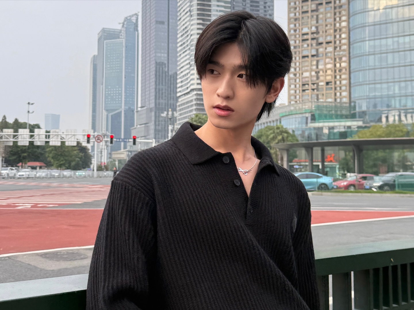 โทมัส - ธีร์ทัศน์ จึงมณีรัตน์