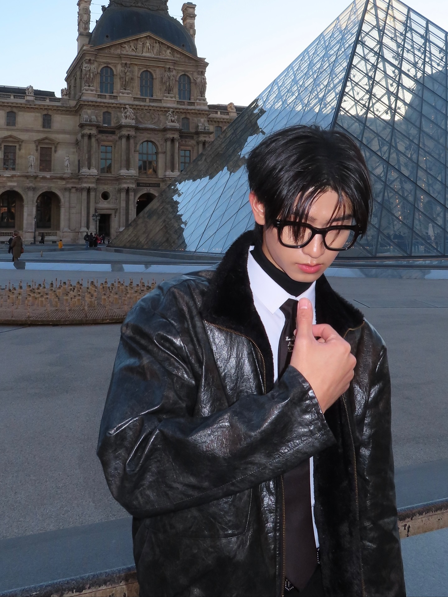 โทมัส - ธีร์ทัศน์ จึงมณีรัตน์