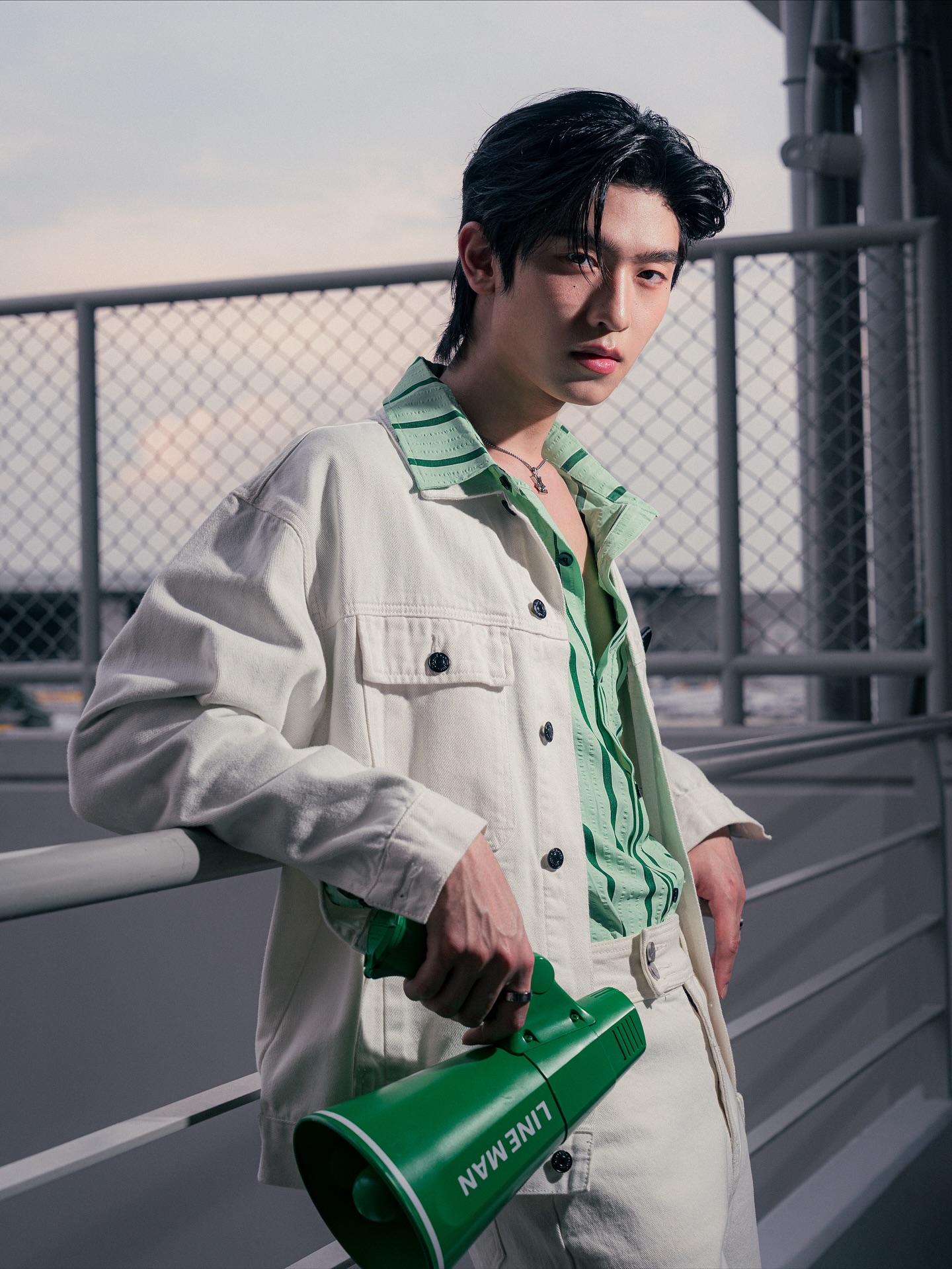 โทมัส - ธีร์ทัศน์ จึงมณีรัตน์