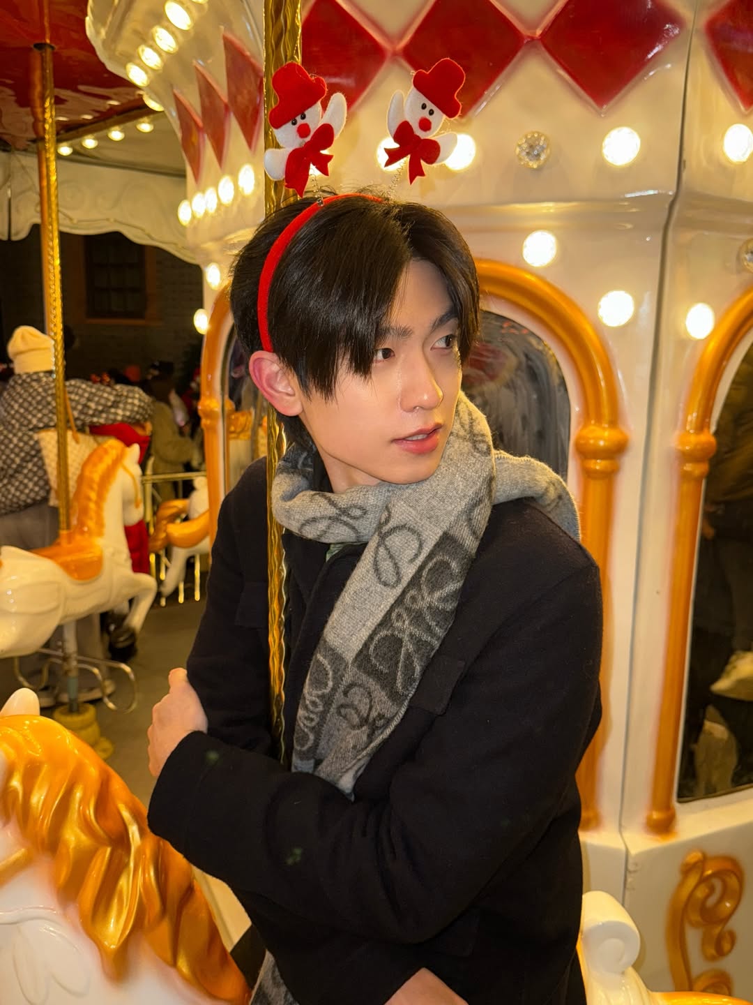 โทมัส - ธีร์ทัศน์ จึงมณีรัตน์