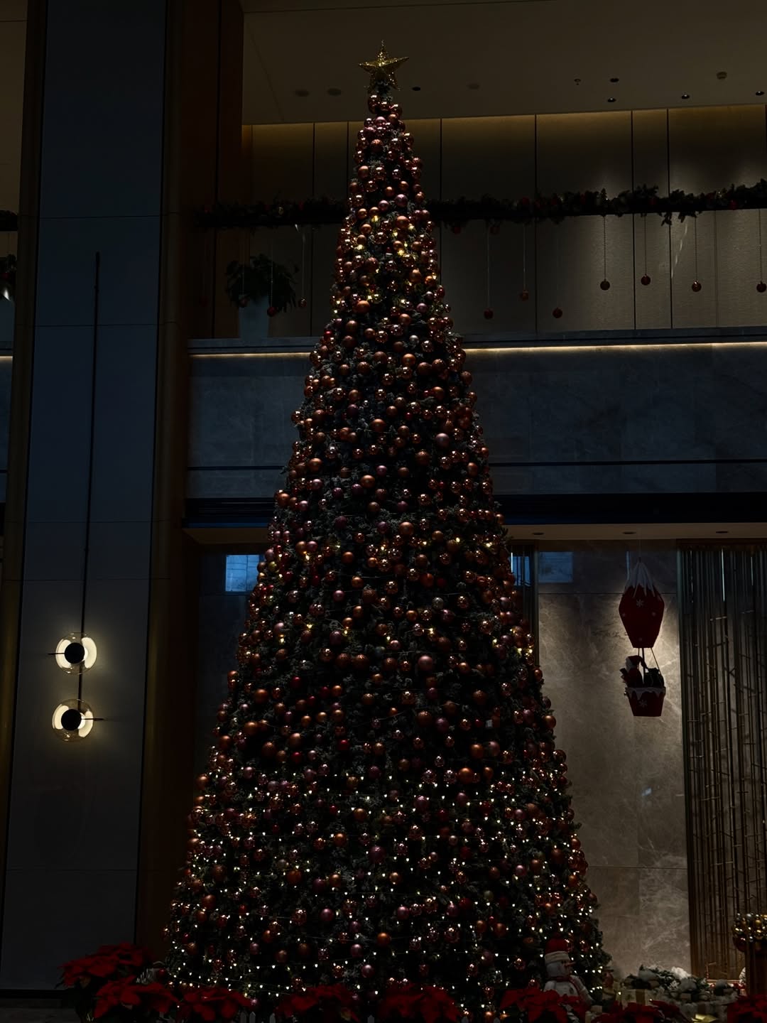 โทมัส - ธีร์ทัศน์ จึงมณีรัตน์