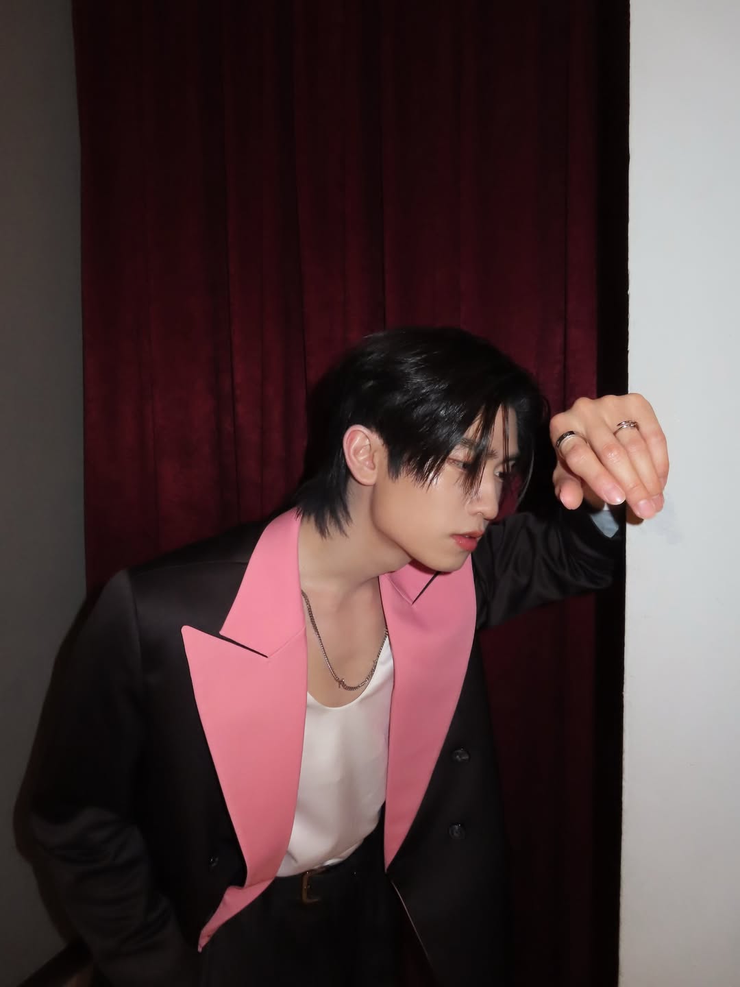 โทมัส - ธีร์ทัศน์ จึงมณีรัตน์